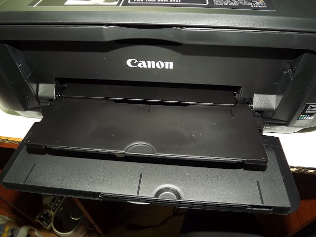 У принтера Canon мигает молния в треугольнике, что делать? 