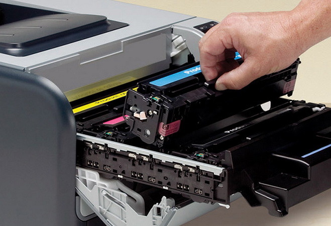 Почему принтер печатает чёрным цветом